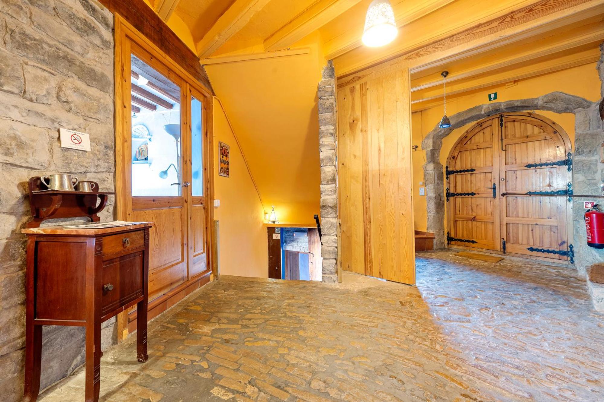 Can Gasol Turisme Rural Guialmons Exterior photo